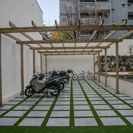 Lägenhet Luxury With Garden - Ixihome *